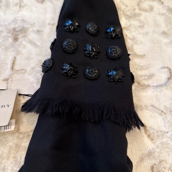 Burberry Csraf - Picture 2 of 3